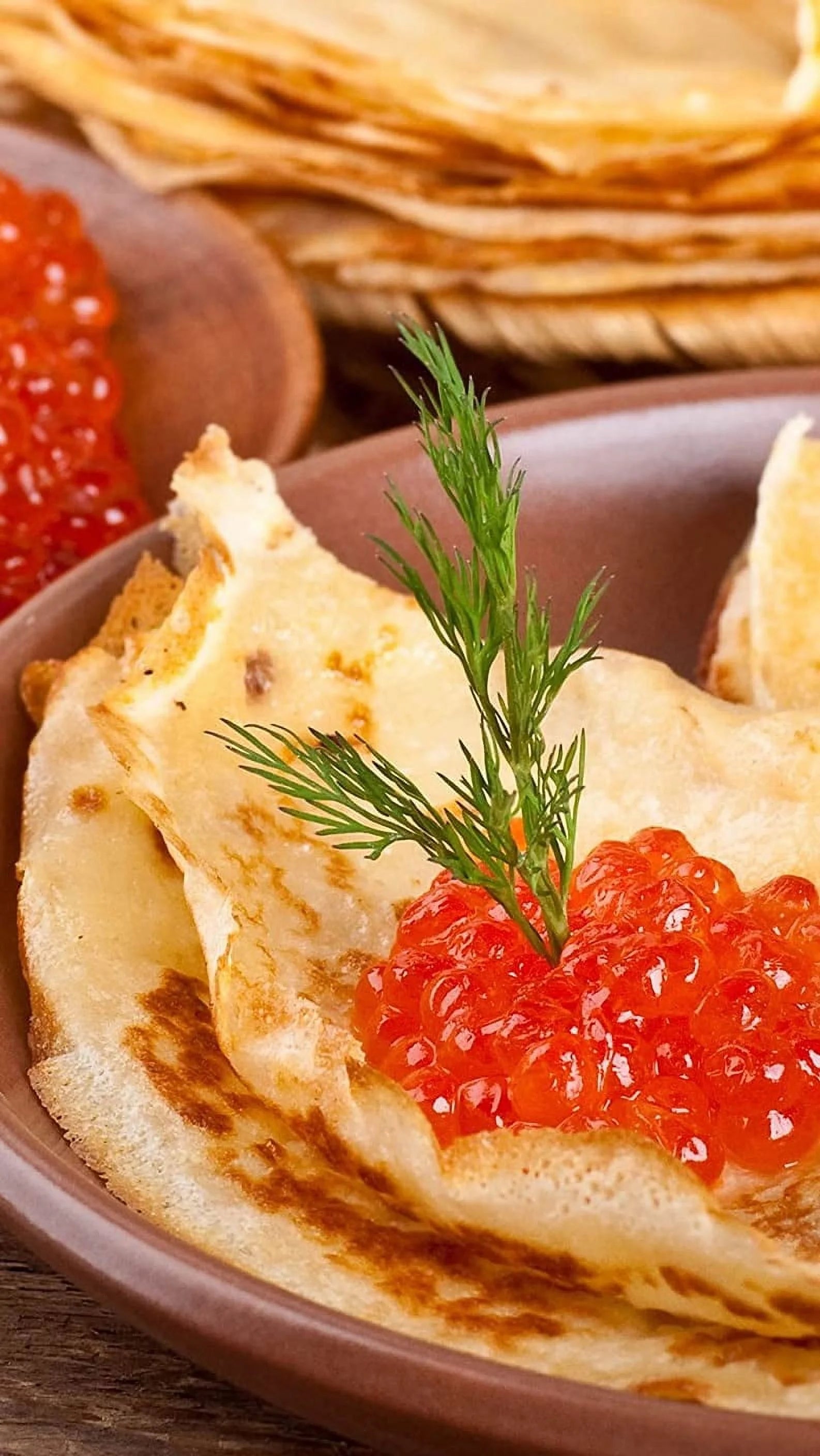2 x Red Salmon Caviar &ndash; Alaskan Salmon Roe &ndash; Lightly Salted Caviar in Can 1 Lbs or 454 g (Coming with Caviar Spoon as Gift) Kosher certified - Product of USA